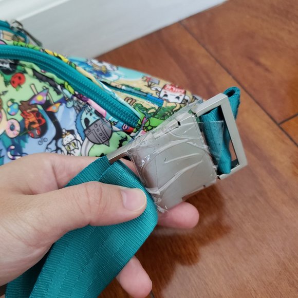 Jujube x Tokidoki Be Sporty - Hipster Fanny Pack - Picture 12 of 13